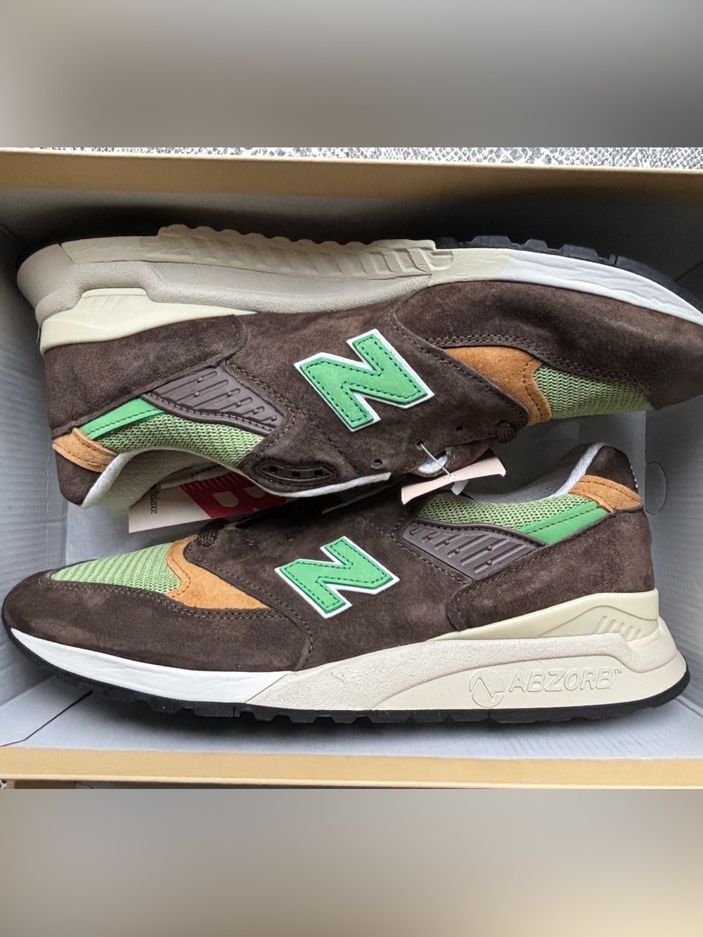 New balance men’s size 12 sneakers bnib green brown